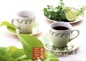 口干喝乌龙 抑郁品花茶