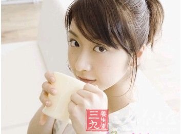 美女们必须知道的排毒绝招