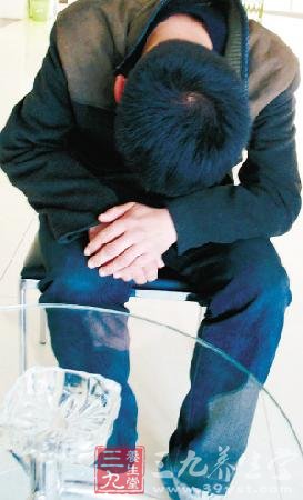 生活窍门:嗓子痒痒挠挠耳朵