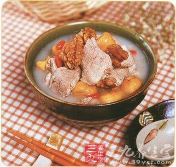 给您好气色的三款养颜煲汤