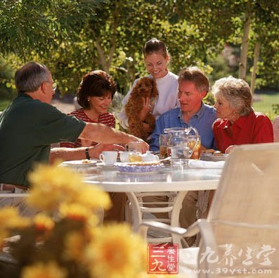 秋季养生多“设防” 遵循六条重要法则