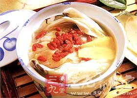 补血药膳 让你冬天暖起来