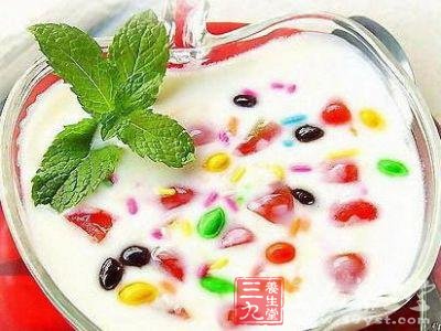 应酬点餐多吃草 男性保健专家的私房保养经 