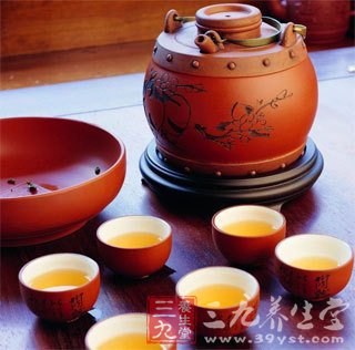 红茶泡够5分钟助有益成分溶解