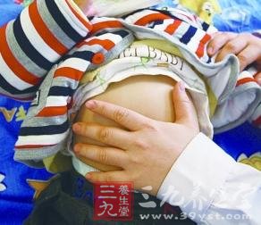 宝宝腹泻 教你中医推拿法
