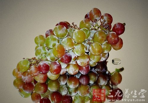 7天7种颜色 美味水果减肥法