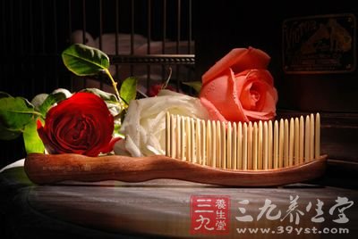 中医学说揭开梳头养生奥秘
