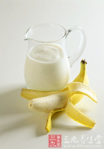 饮食养生保健:别把牛奶当水喝