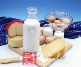 女性补钙补出健康纤巧的身体