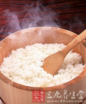 合理饮食调节 补充运动能量身体更健康