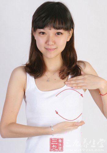 丰胸按摩操 促进血液循环暴涨上围