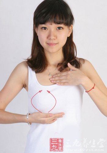丰胸按摩操 促进血液循环暴涨上围
