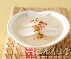 白菜萝卜汤养胃暖身