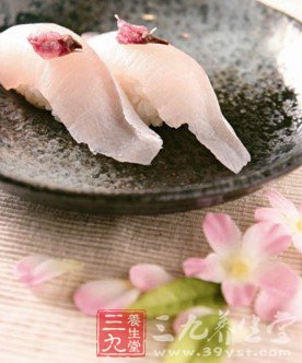 鲜花料理 即美丽又养生