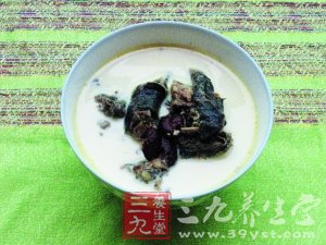 乌鸡是女性滋阴补肾首选美味