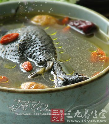 乌鸡是女性滋阴补肾首选美味