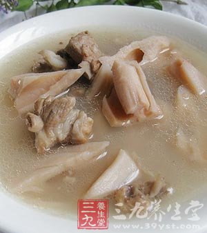 四款特色汤让女人在冬季养颜瘦身又抗寒