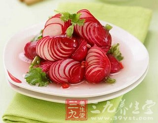 冬吃萝卜好处多 清热凉血治咳嗽