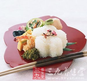 营养饮食能保持男性肌肉