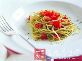 不用担心会发胖 这些宵夜有助睡眠