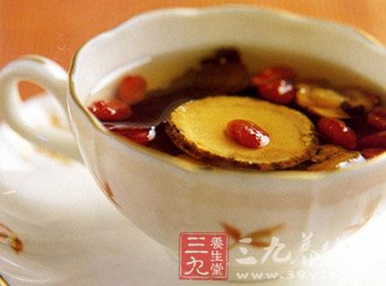 槐花食疗方泻火止血