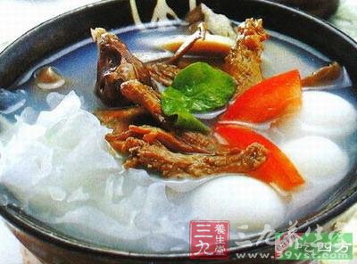 轻松煲出十款美味养生蘑菇汤