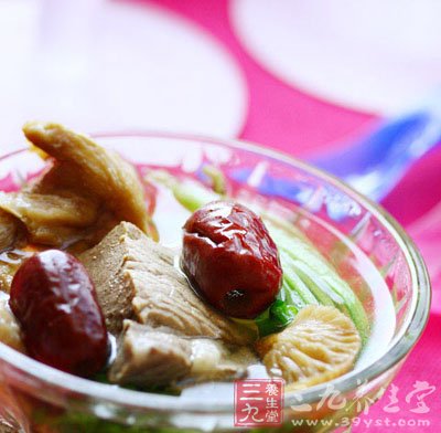 轻松煲出十款美味养生蘑菇汤