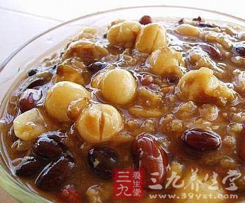 “对号食用”腊八粥更健康