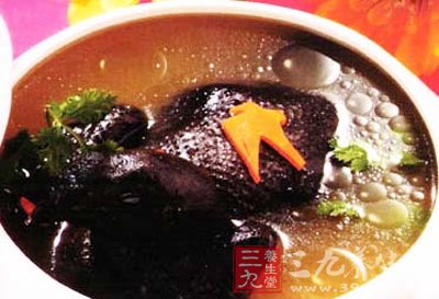 保健药膳治疗更年期女性月经紊乱