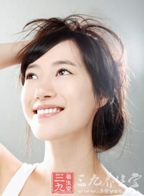 女性面色无光的中医五行调理方法