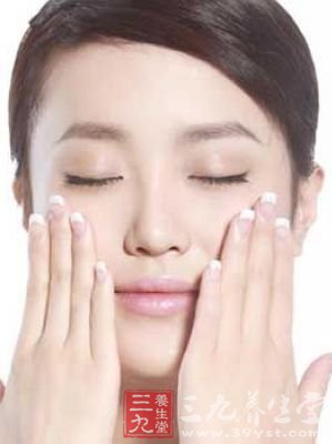 在家轻松保养的穴位保健法