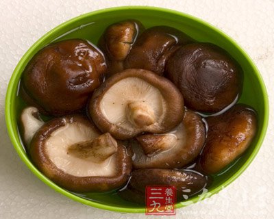 给孩子补脑多吃写菌类食品