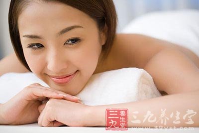 神奇的摩腹养生法