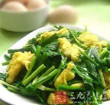 韭菜虾皮炒鸡蛋