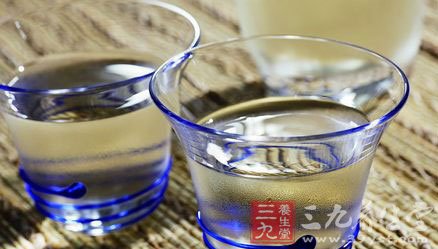 煲汤要健康 选水很重要