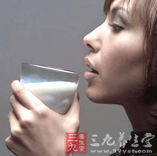 喝牛奶必须注意的三个小细节