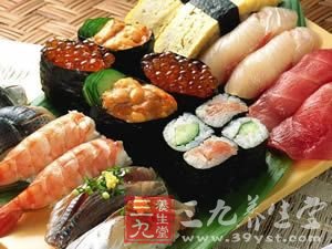 饭后躺一小时养肝又护肝