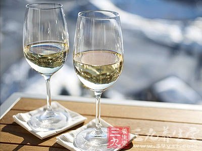 晚餐别太迟 十饮食习惯能长寿