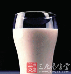 10种方法喝牛奶有损健康