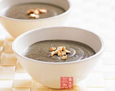 春天养生 香甜芝麻糊补脑养颜