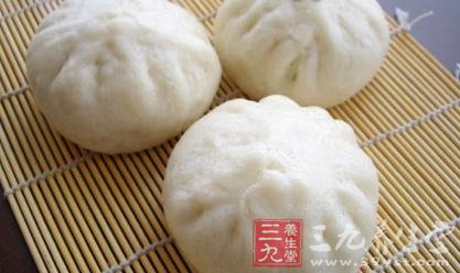 吃蒸的包子营养