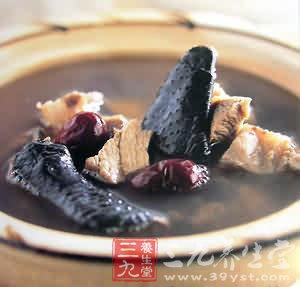 高血脂危害大 推荐四款降血脂的食疗方法