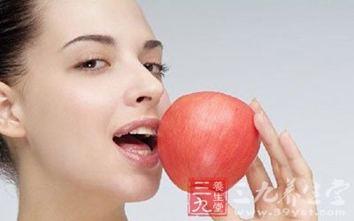 中医养眼五法 凉水洗脸保护视力