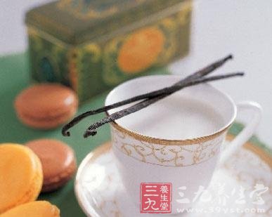 久咳不愈治疗方 痰多患者可用杏仁散寒茶
