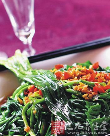 春季女人养肾美容餐 韭菜养颜