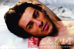 睡眠是穿衣还是脱衣好