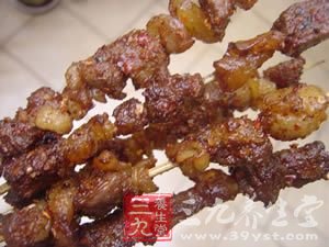 吃烤肉不能与可乐搭配食用