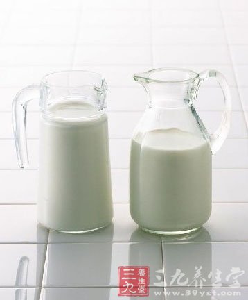牛奶我们究竟选哪种