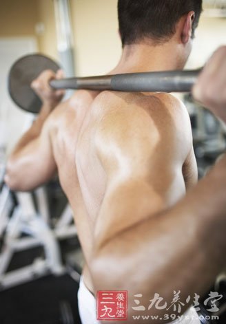 杠铃运动 重塑男人焦点