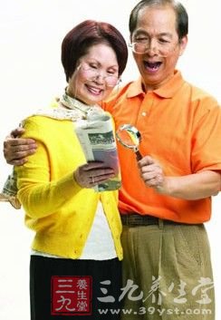 珍爱健康让爸妈早晚饭早吃